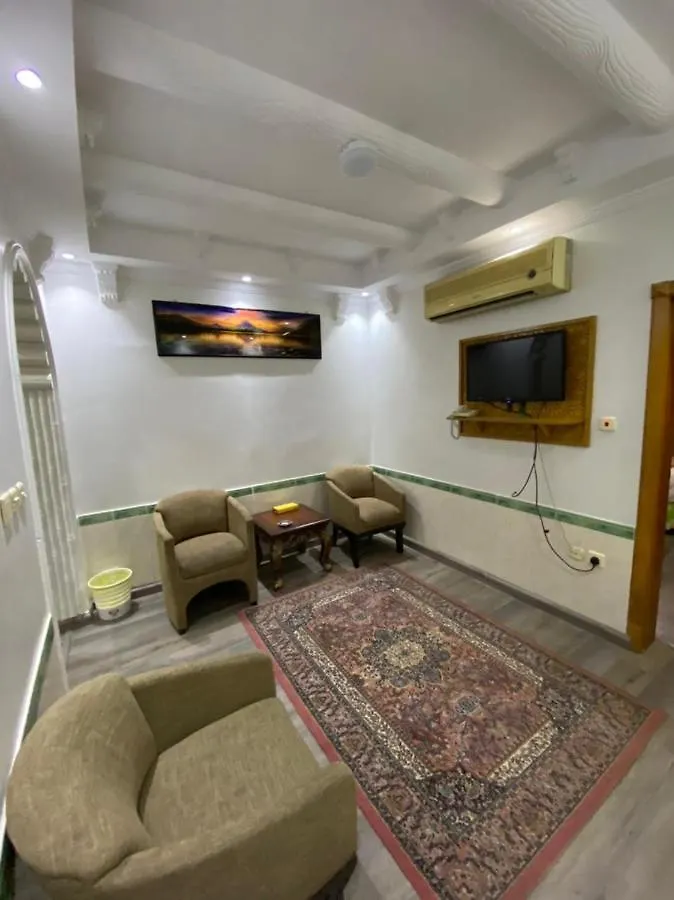 النايفات للوحدات السكنية المفروشة
